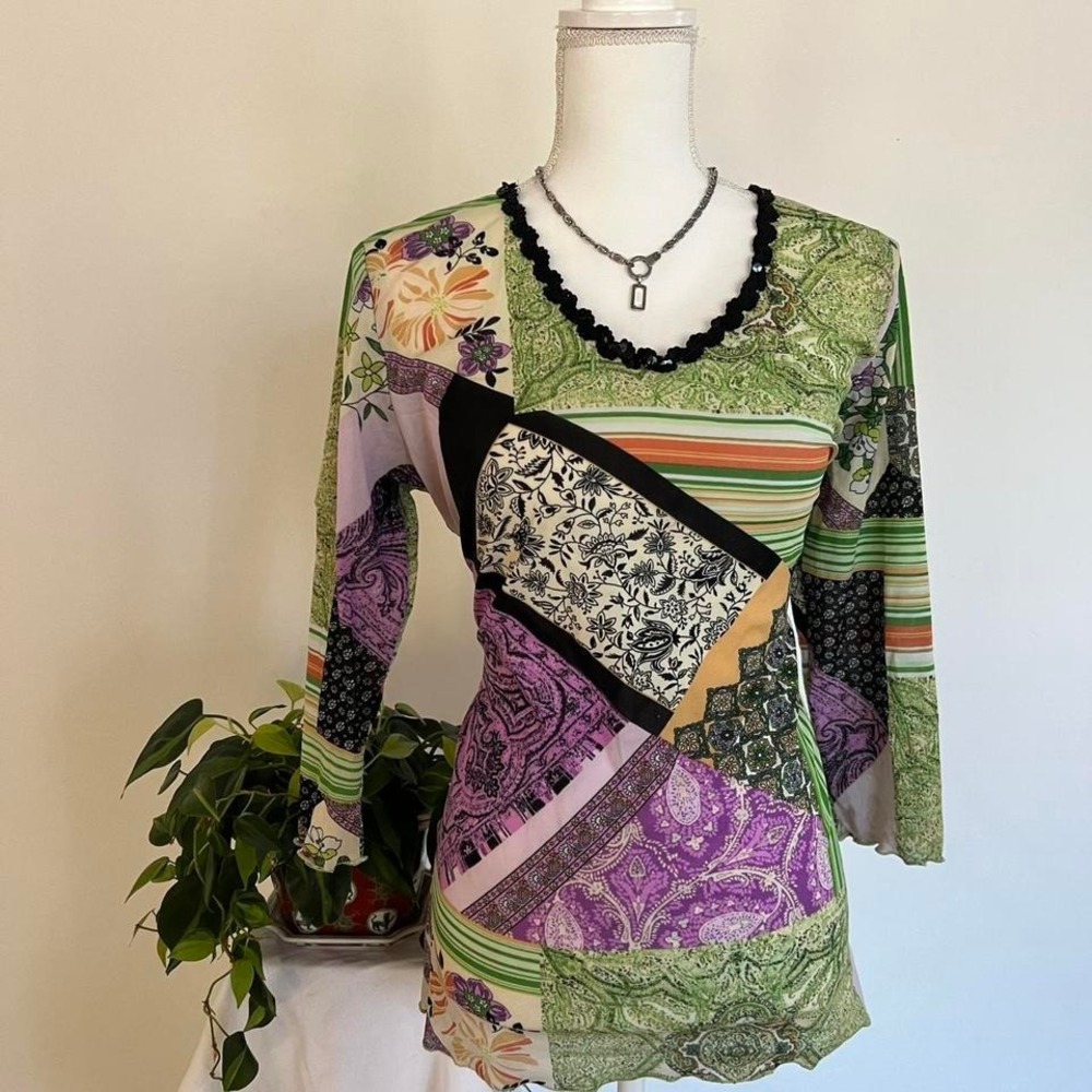 Y2K Semi-sheer Micromesh Sequin Patchwork Paisley Whimsygoth 3/4 Sleeve Top - Picture 4 of 8